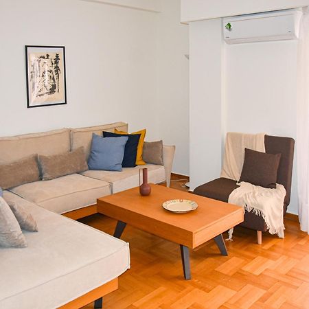 Spacious Modern Apartment In Pagkrati Athen Exterior foto