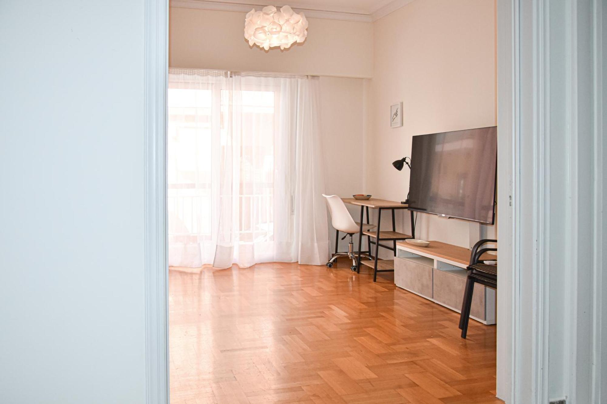 Spacious Modern Apartment In Pagkrati Athen Exterior foto